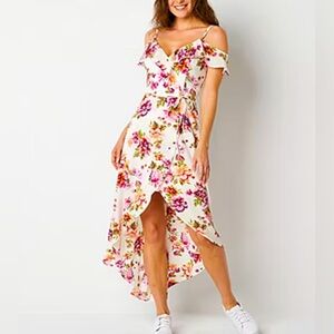 By&By Juniors Floral Wrap Dress Short Sleeve High-Low Hemline V-Neck (size: L)